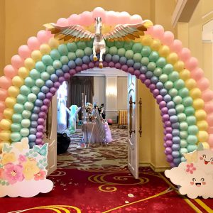 Cổng bong bóng cho các bé