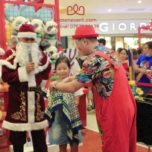 Tổ chức ngày hội gia đình kết hợp với noel
