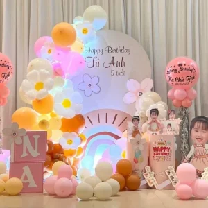 Mẫu trang trí thôi nôi cho bé gái