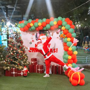Cung cấp Ông Già Noel làm MC hoạt náo