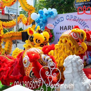 Múa lân khai trương mang lại tài lộc may mắn