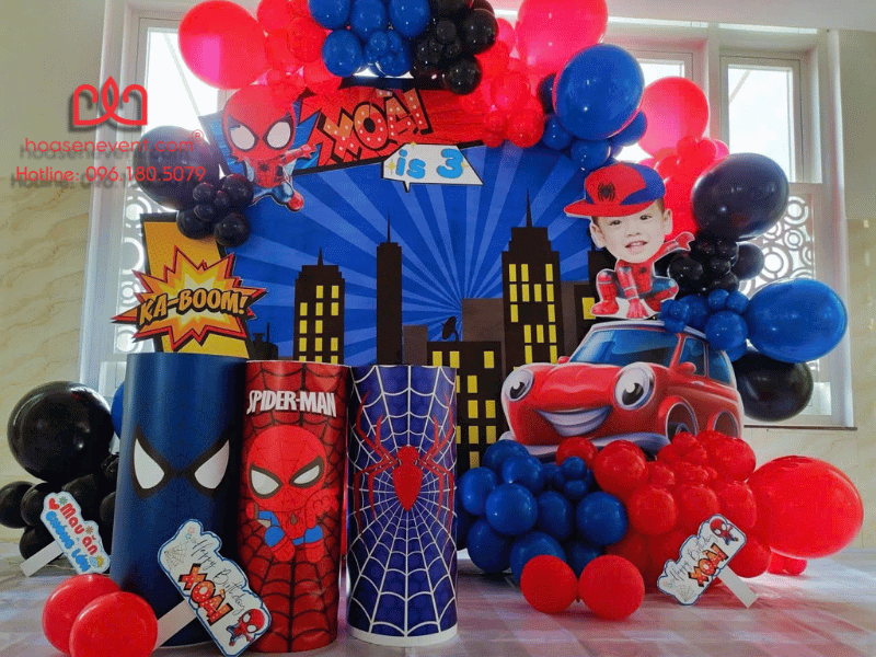 Trang trí thôi nôi Người nhện Trang trí thôi nôi Người nhện