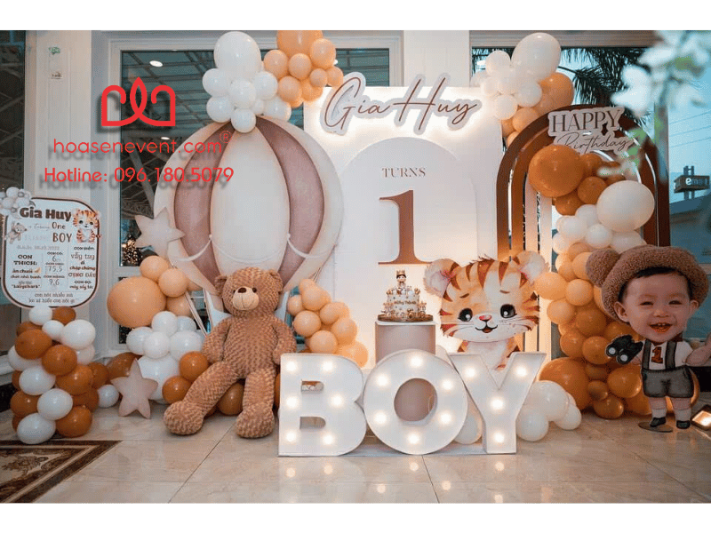 Thôi nôi bé trai trang trí dễ thương (có gấu bông) Thôi nôi bé trai trang trí dễ thương (có gấu bông)