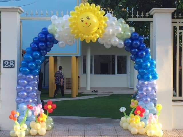 Trang trí cổng bong bóng khai giảng 