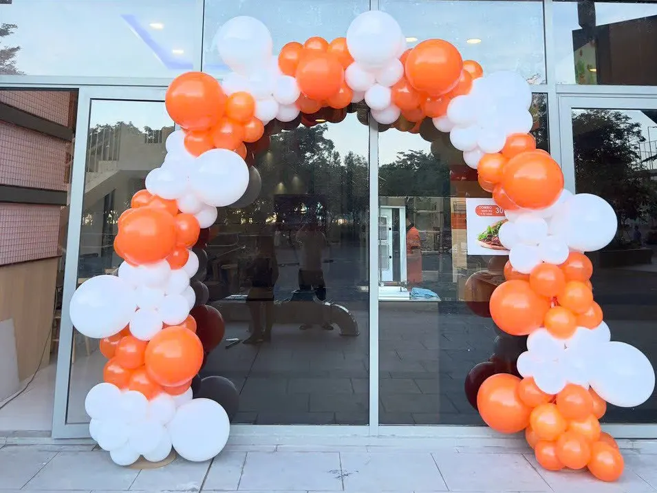 Mẫu cổng trang trí bong bóng