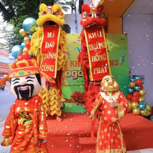 Lân thả liễng chúc mừng Khai trương