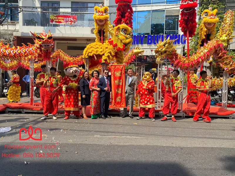 Dịch vụ múa lân sư rồng, múa lân Mai Hoa Thung 