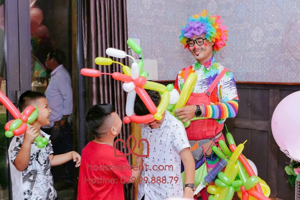 Cho thuê chú hề tại quận 5